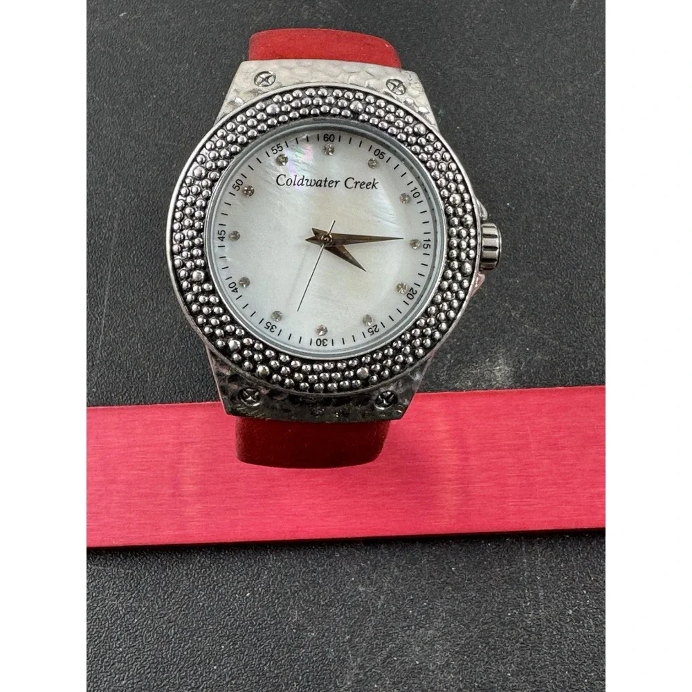 Coldwater Creek round rhinestone‎ bezel pink cuff band watch works